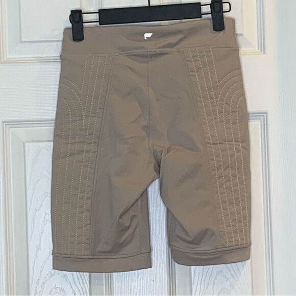 Fabletics High-Waisted Traputo Motion365 Shorts Size Small - Picture 2 of 9